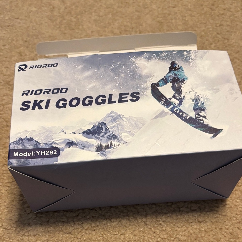 Rioroo Ski Goggles Box - White/Blue Packaging